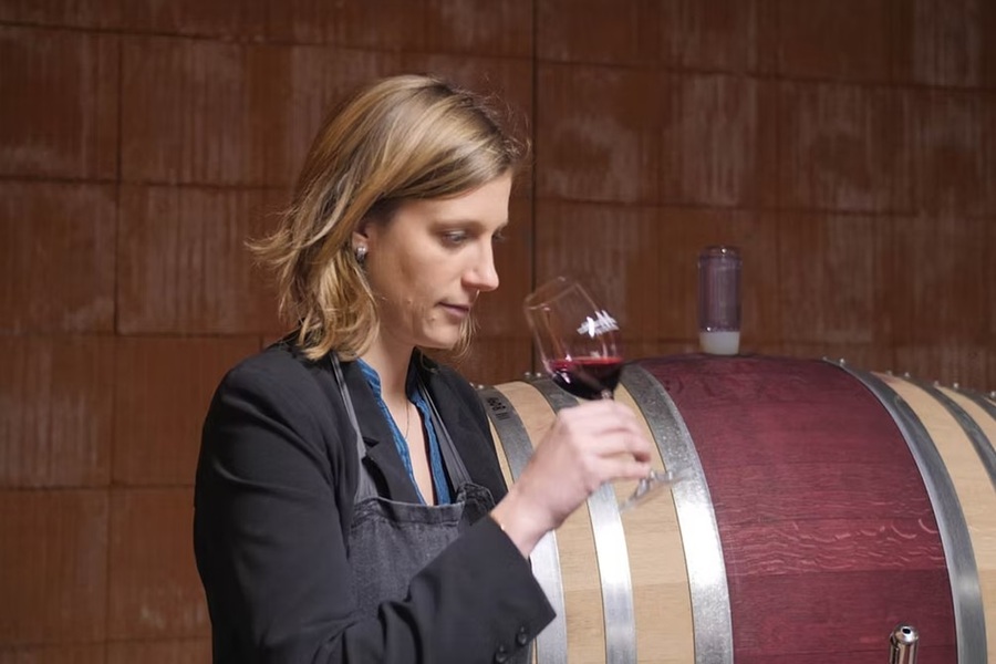 Wine & Dine Madeleine Mercier
